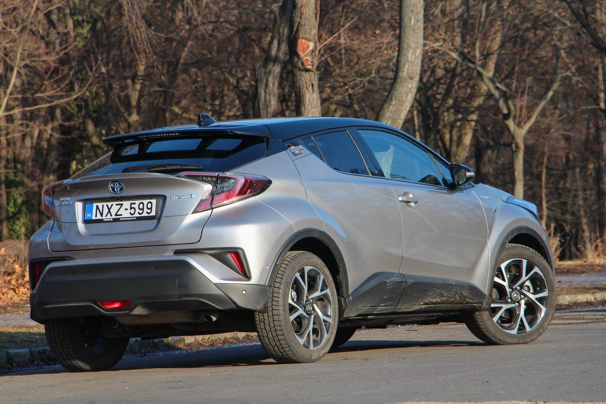 TOYOTA C-HR