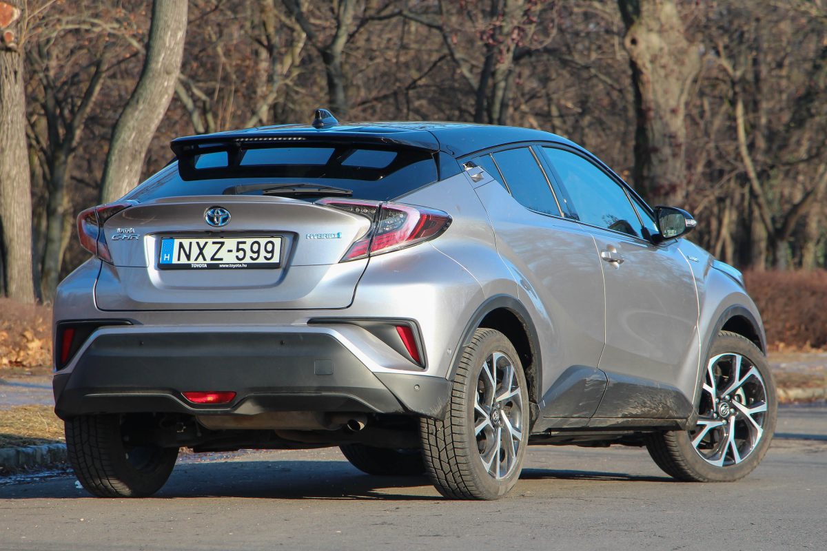 TOYOTA C-HR
