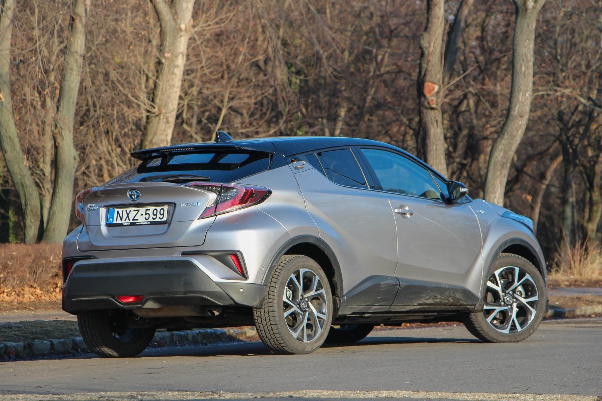 TOYOTA C-HR