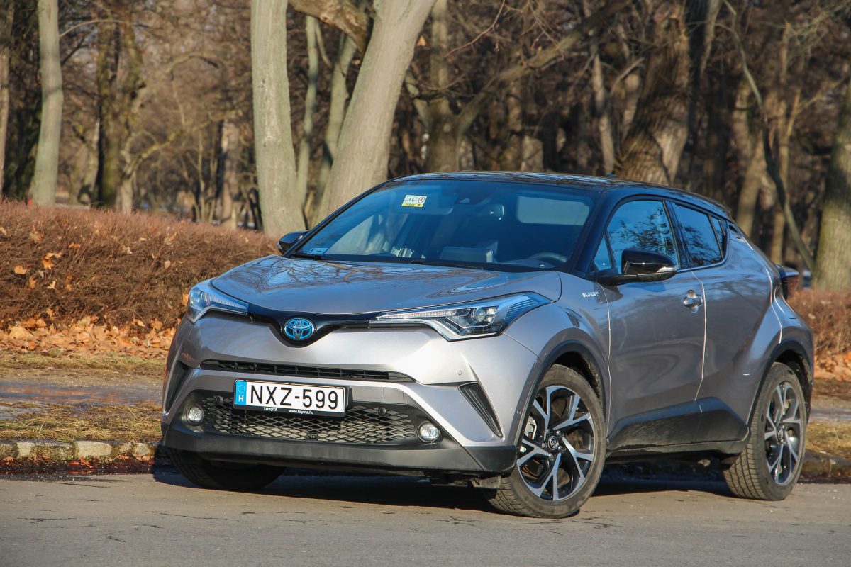 TOYOTA C-HR