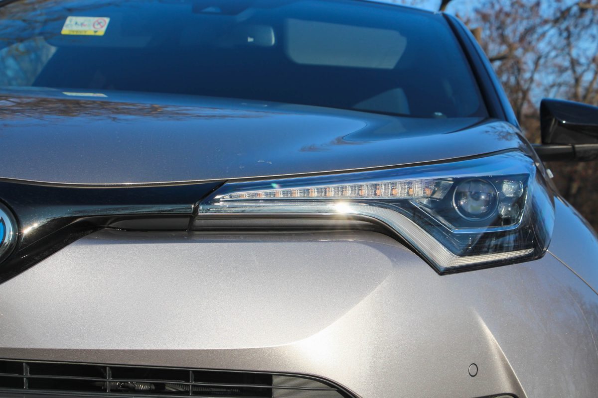 TOYOTA C-HR