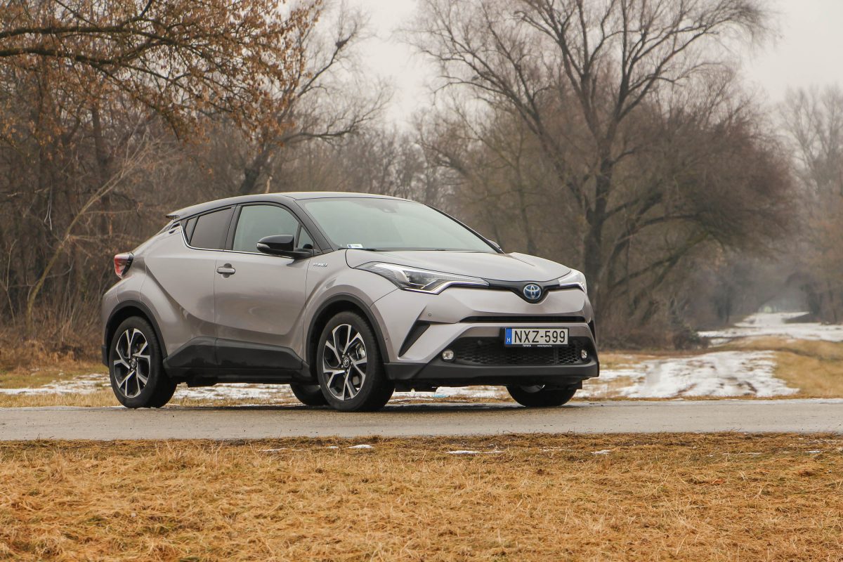 TOYOTA C-HR