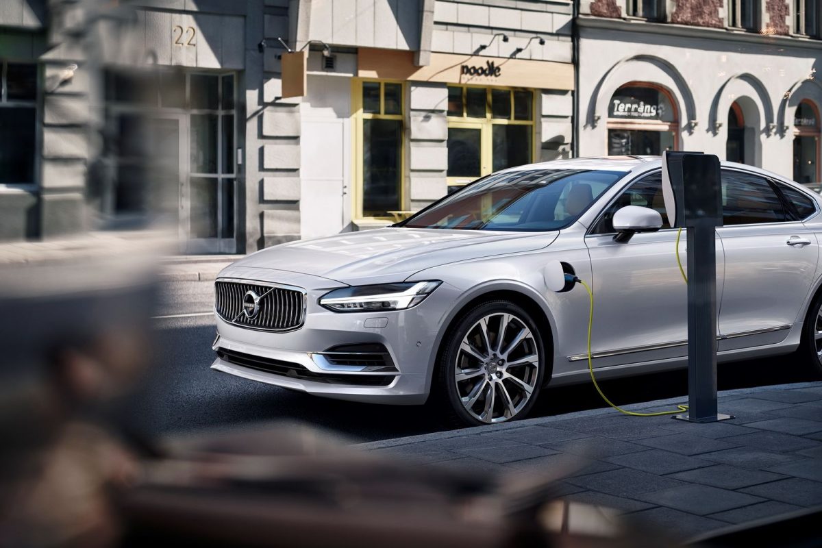 VOLVO