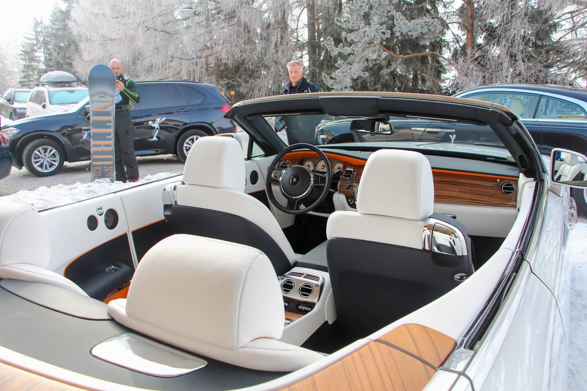 ROLLS-ROYCE