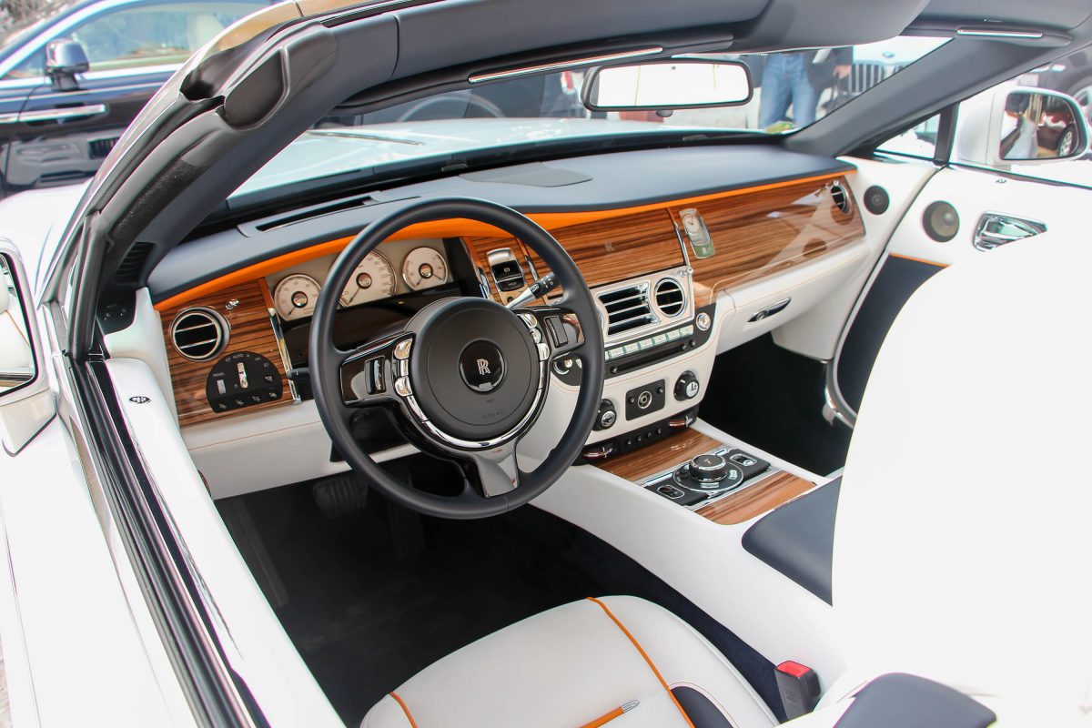 ROLLS-ROYCE