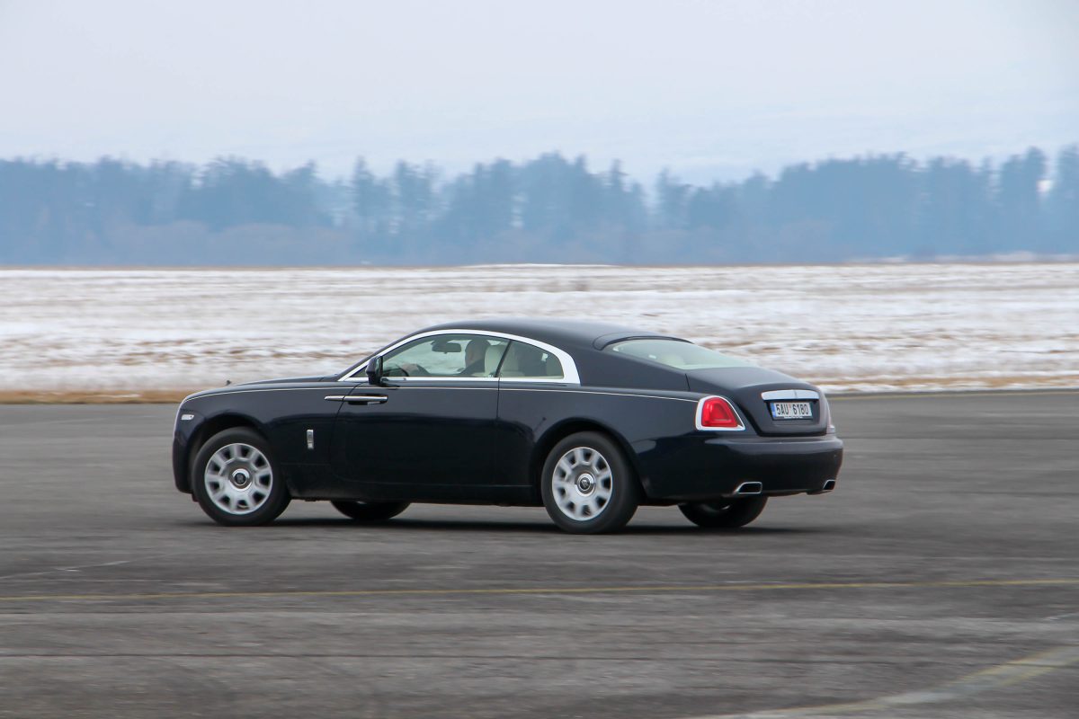 ROLLS-ROYCE