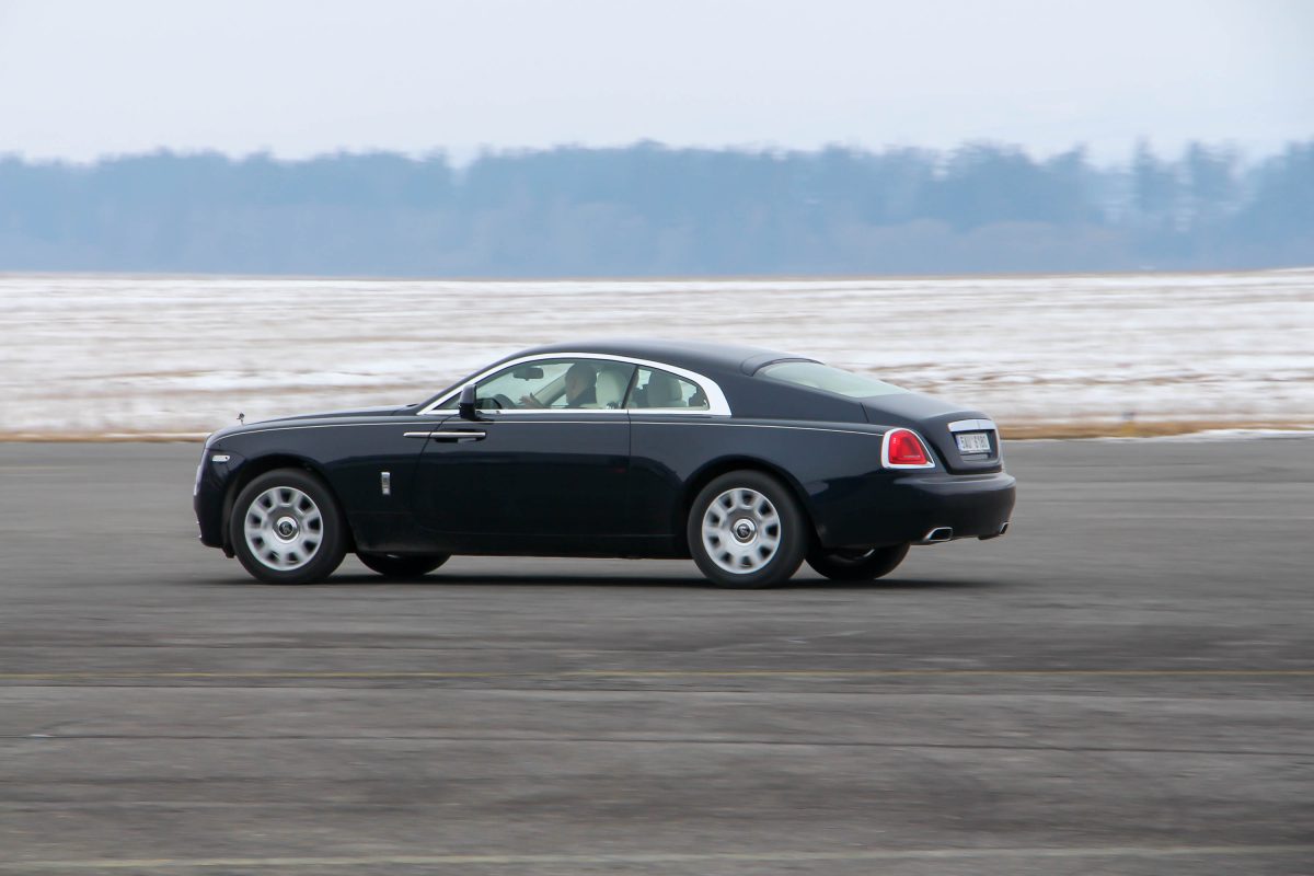ROLLS-ROYCE