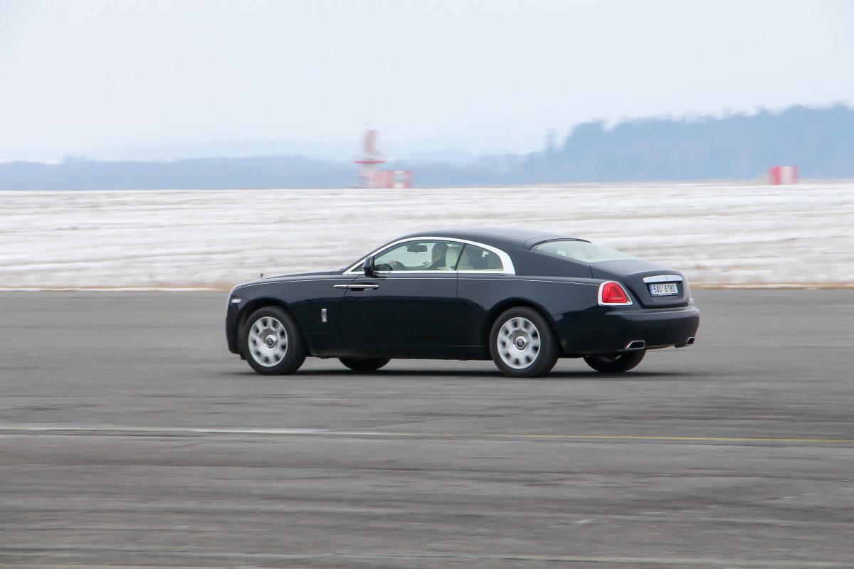 ROLLS-ROYCE