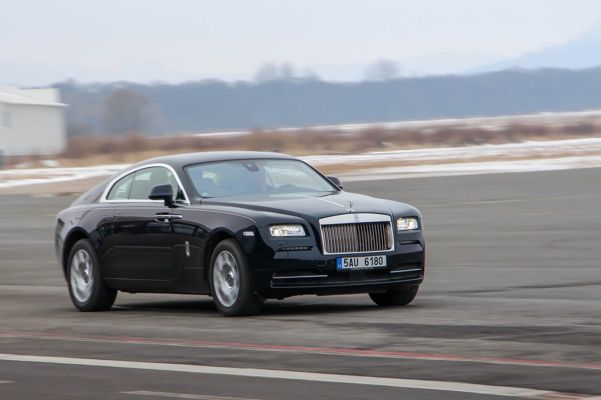 ROLLS-ROYCE