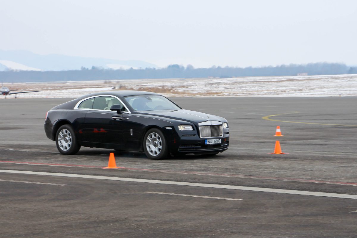 ROLLS-ROYCE
