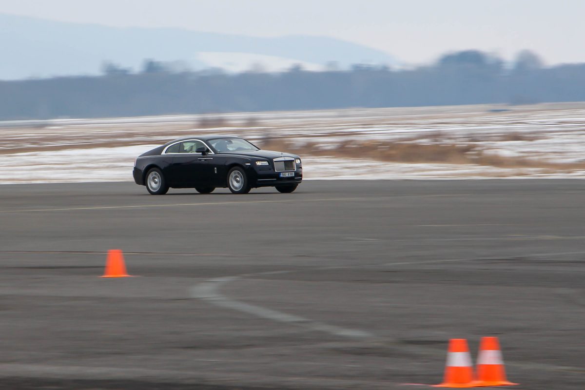 ROLLS-ROYCE