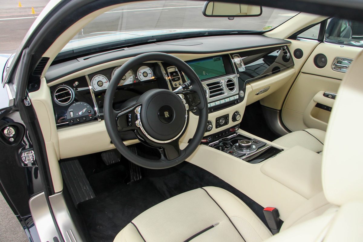 ROLLS-ROYCE