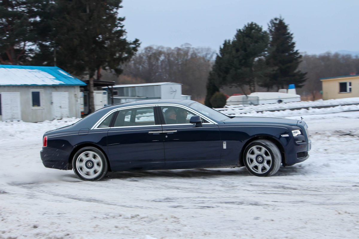 ROLLS-ROYCE