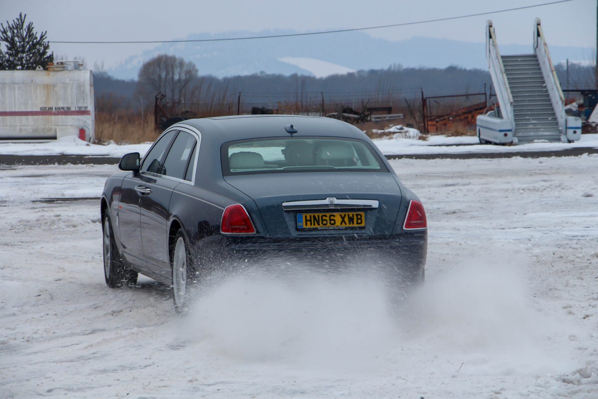 ROLLS-ROYCE
