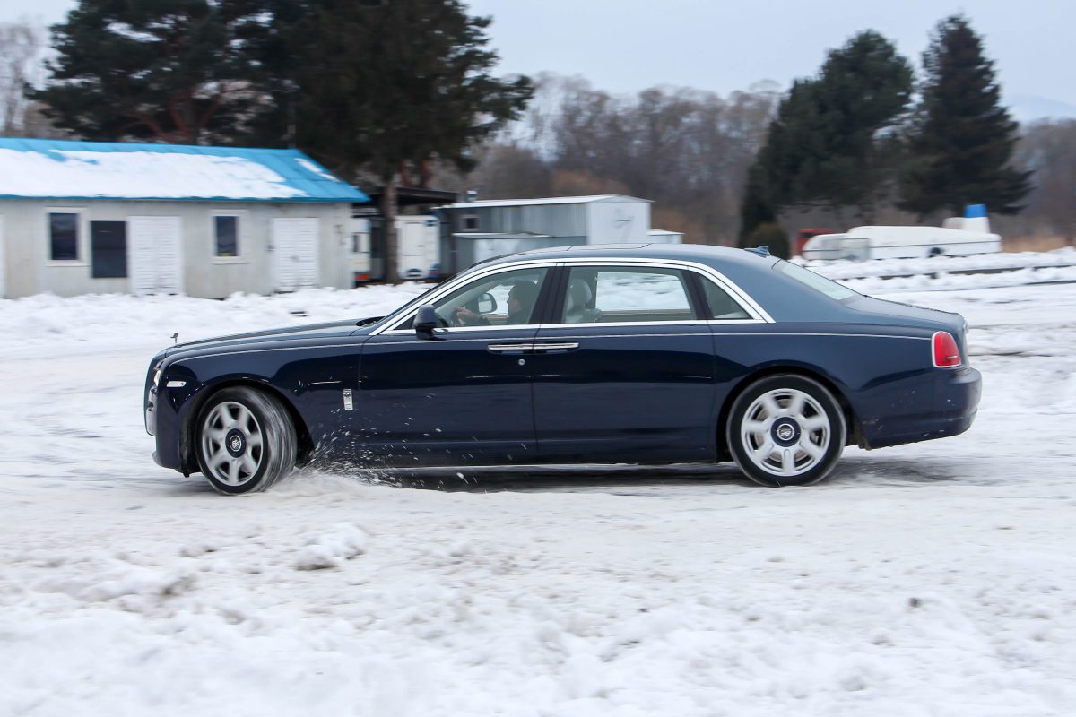 ROLLS-ROYCE