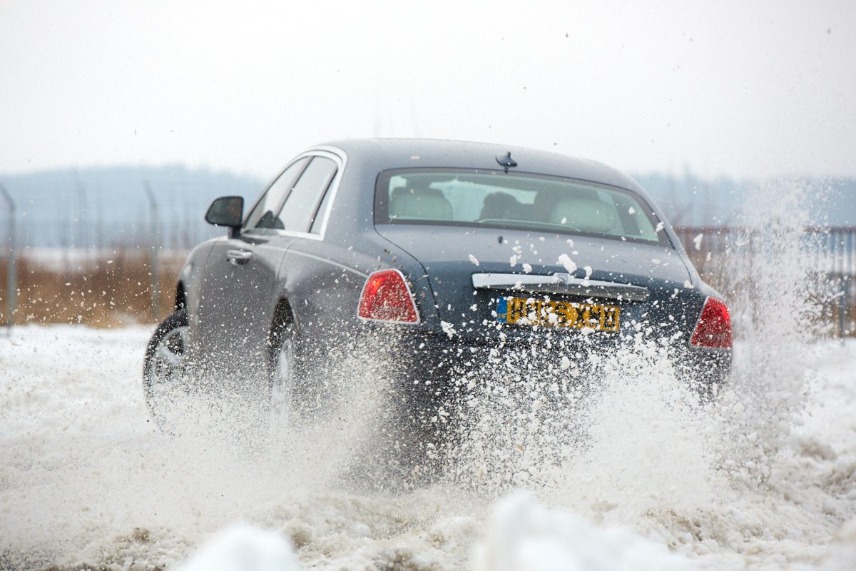 ROLLS-ROYCE