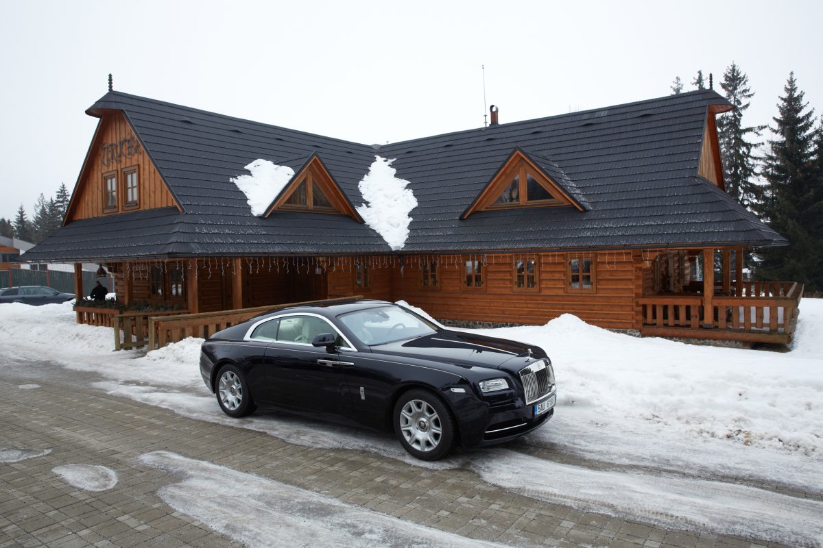 ROLLS-ROYCE