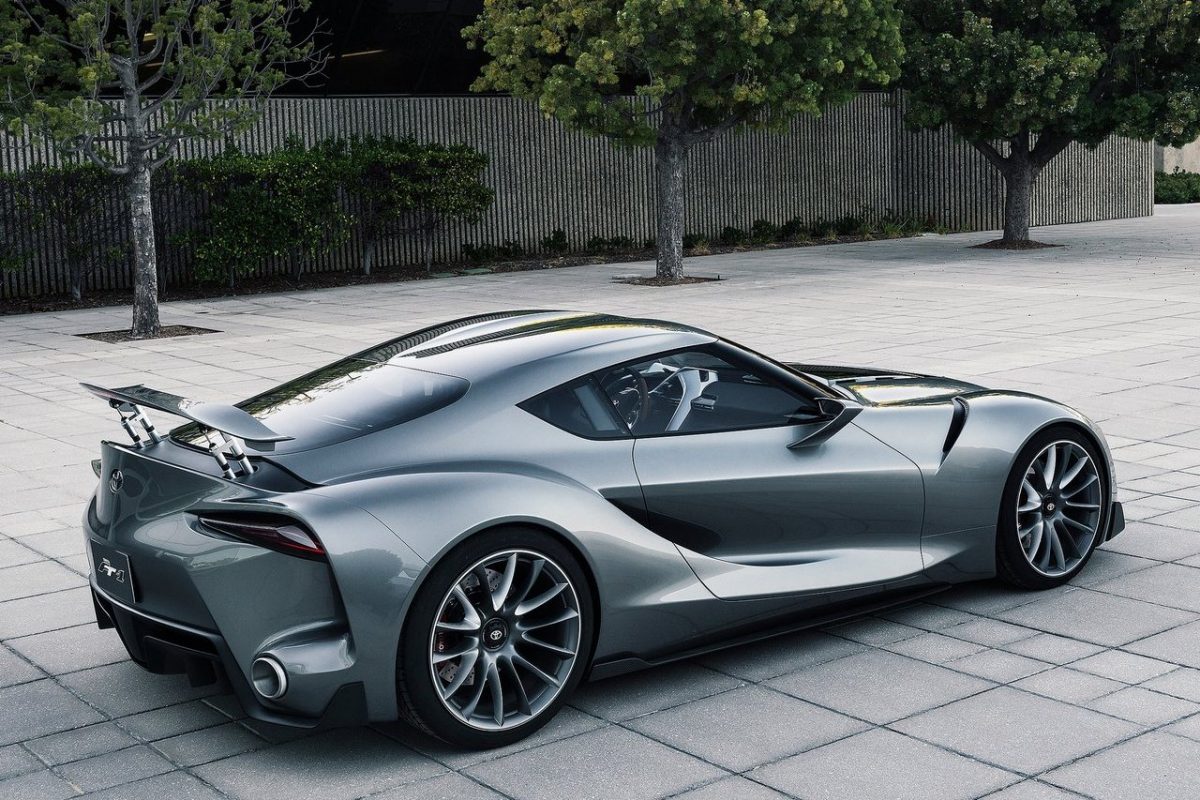 TOYOTA SUPRA