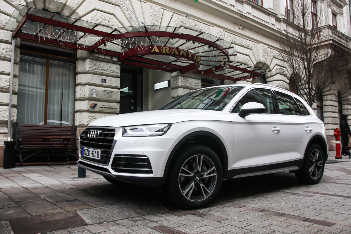 AUDI Q5
