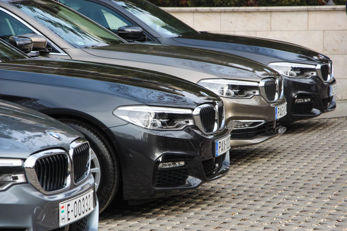 BMW 5-ÖS SOROZAT