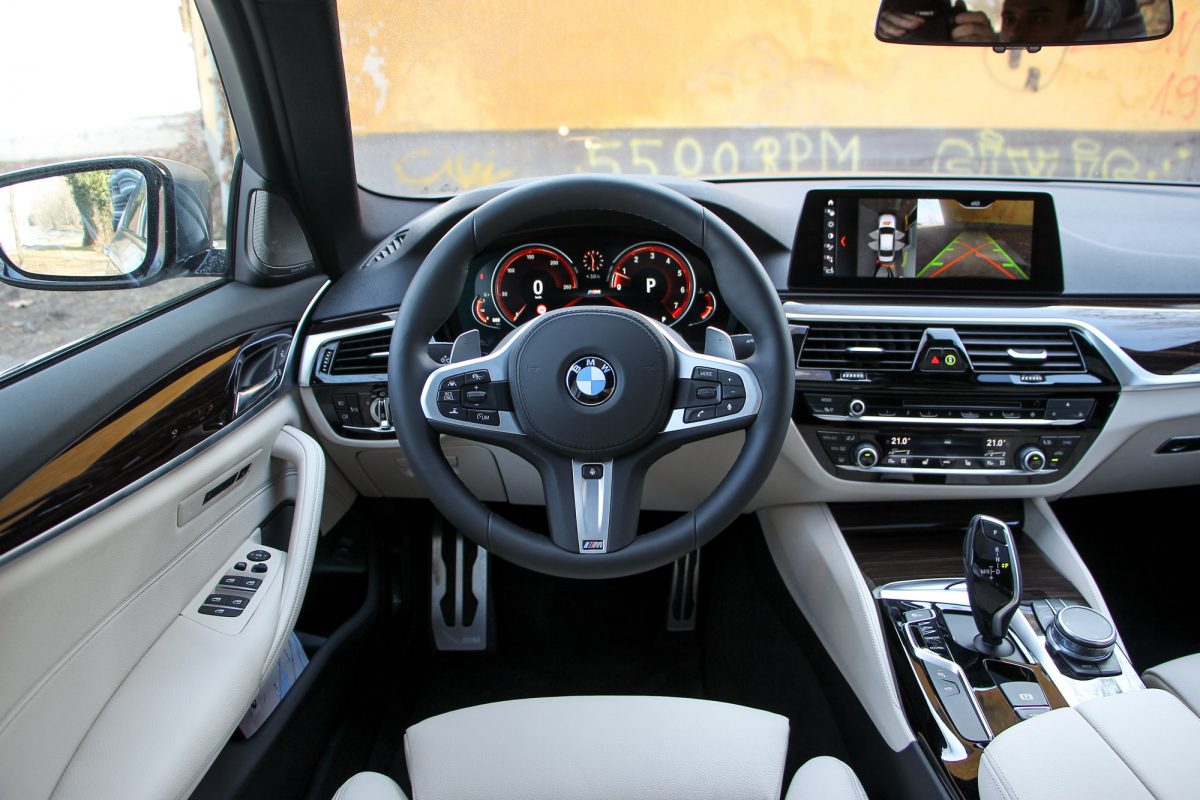 BMW 5-ÖS SOROZAT