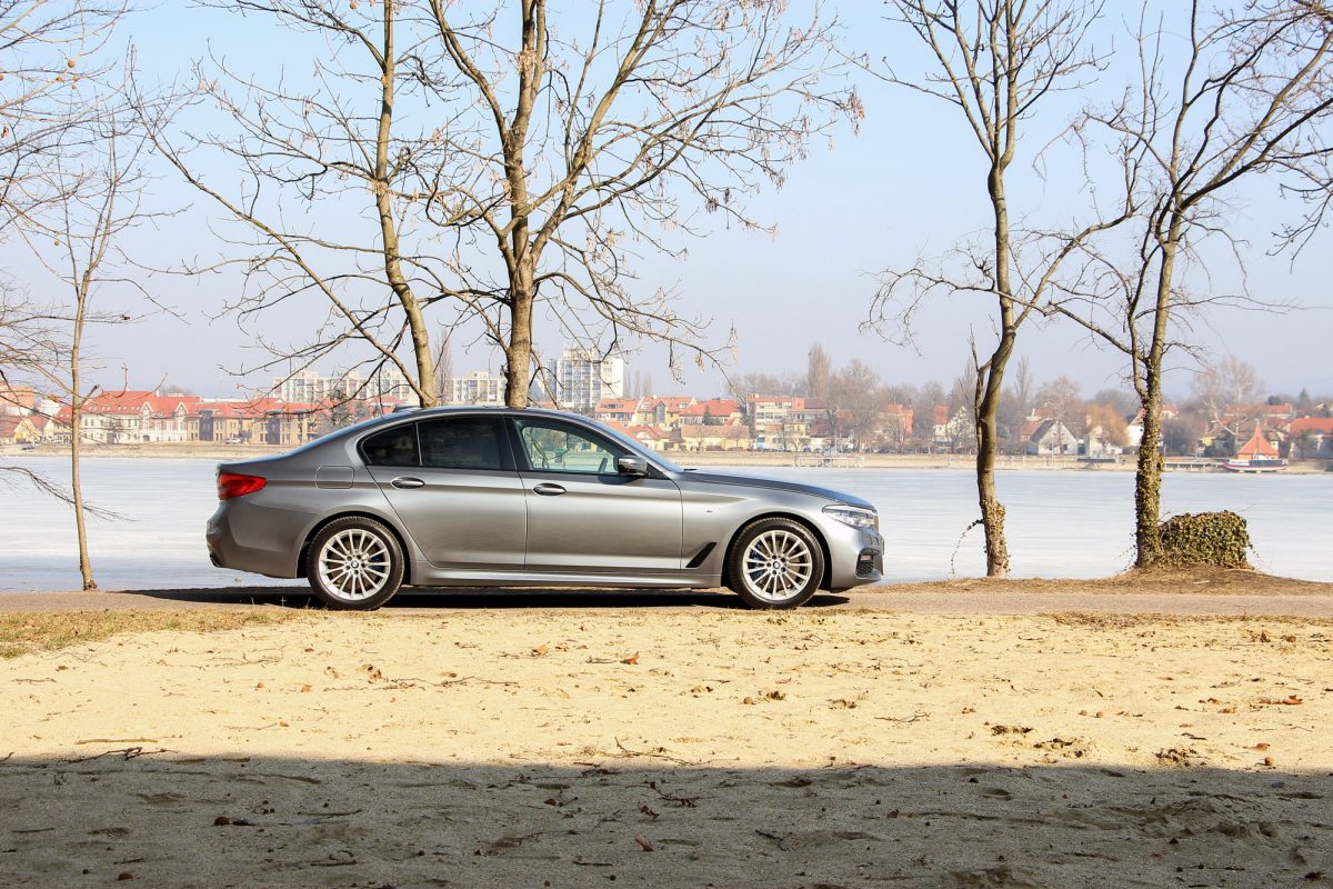 BMW 5-ÖS SOROZAT
