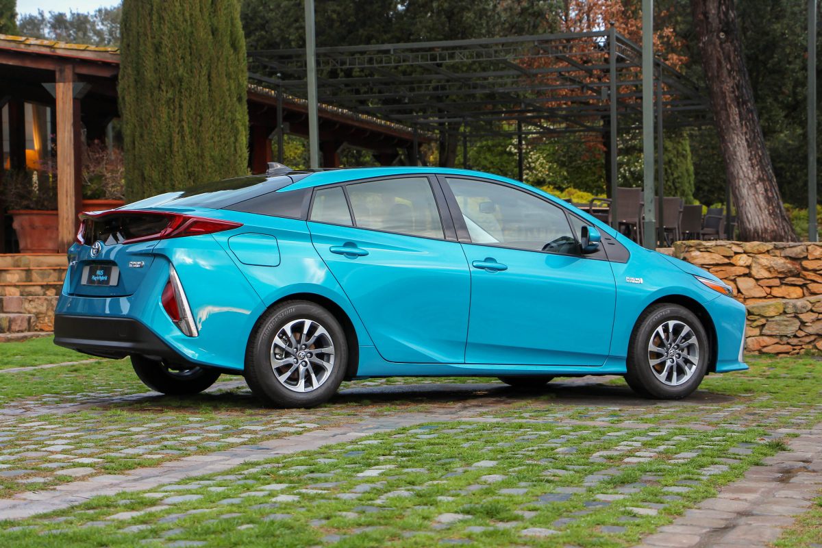 TOYOTA PRIUS