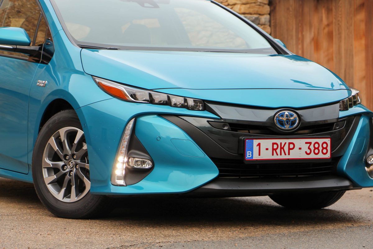 TOYOTA PRIUS