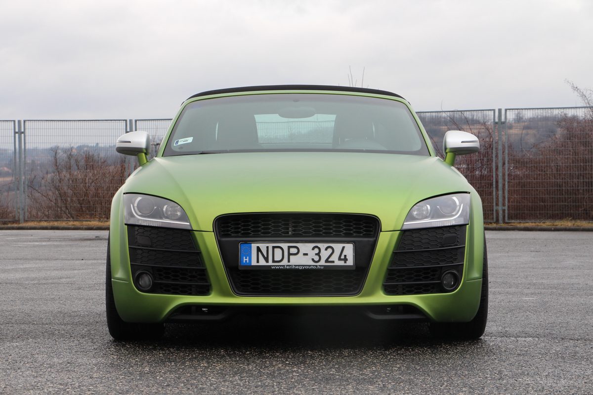 AUDI TT