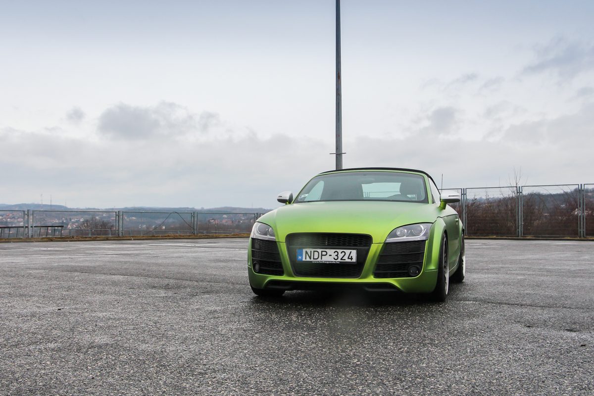AUDI TT