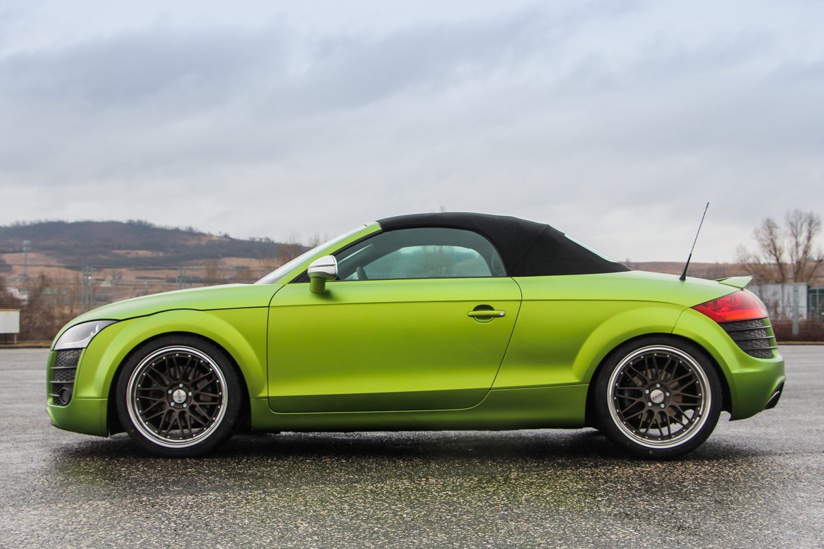 AUDI TT
