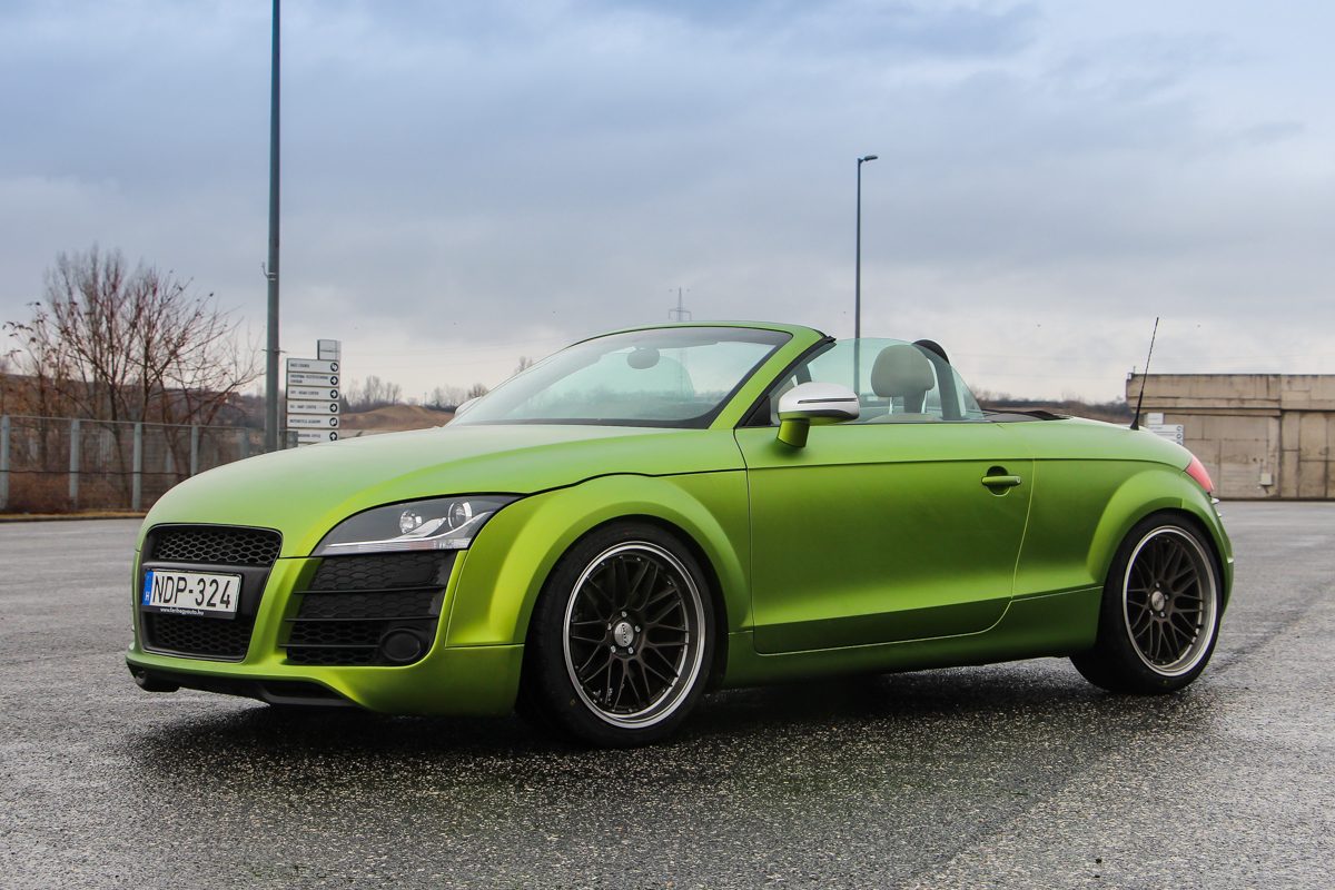 AUDI TT