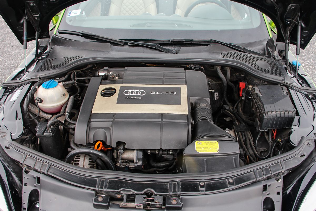 AUDI TT