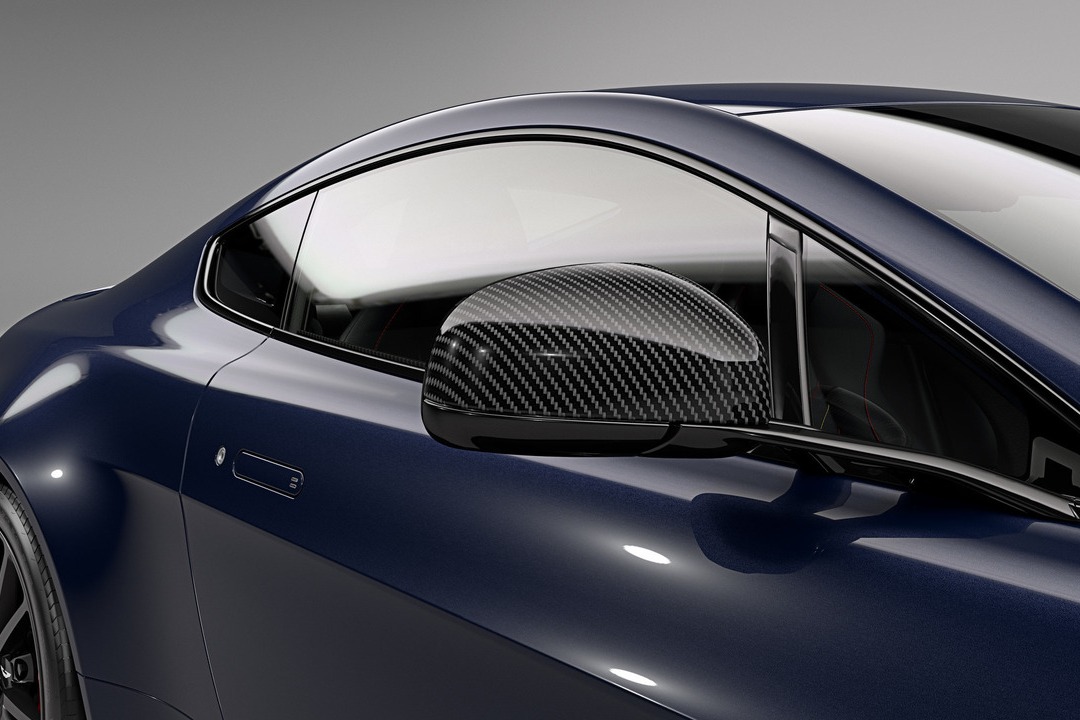 ASTON MARTIN VANTAGE