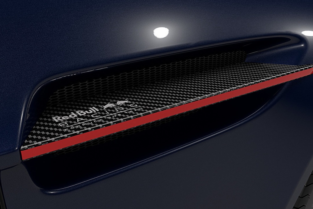 ASTON MARTIN VANTAGE