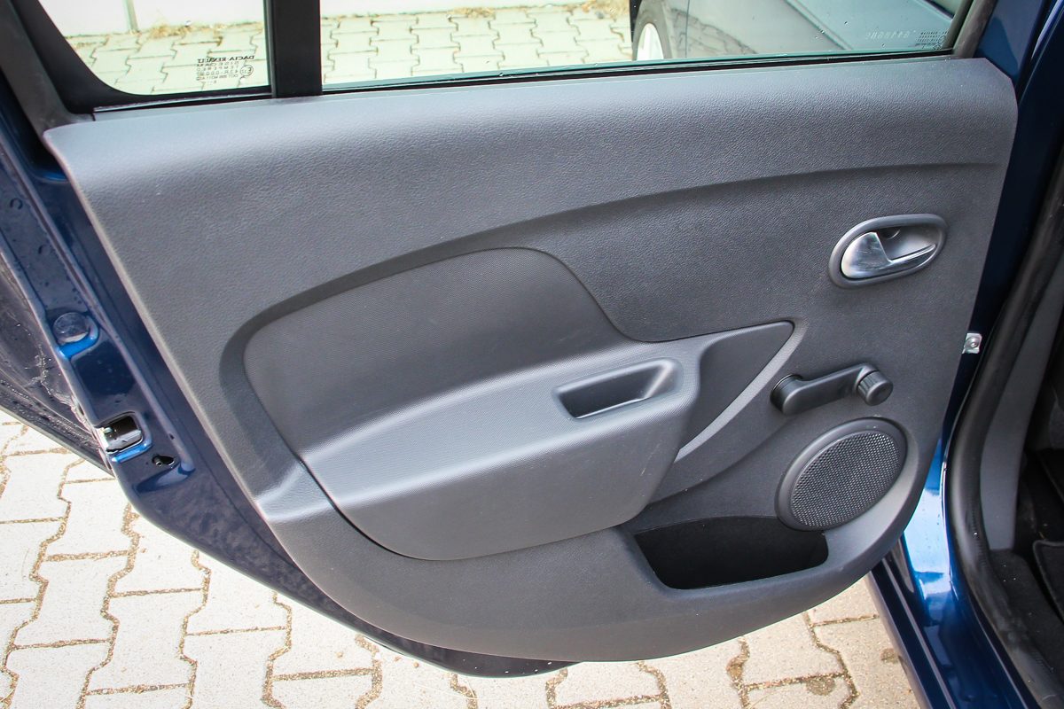 DACIA LOGAN
