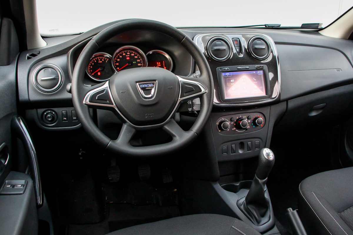 DACIA LOGAN