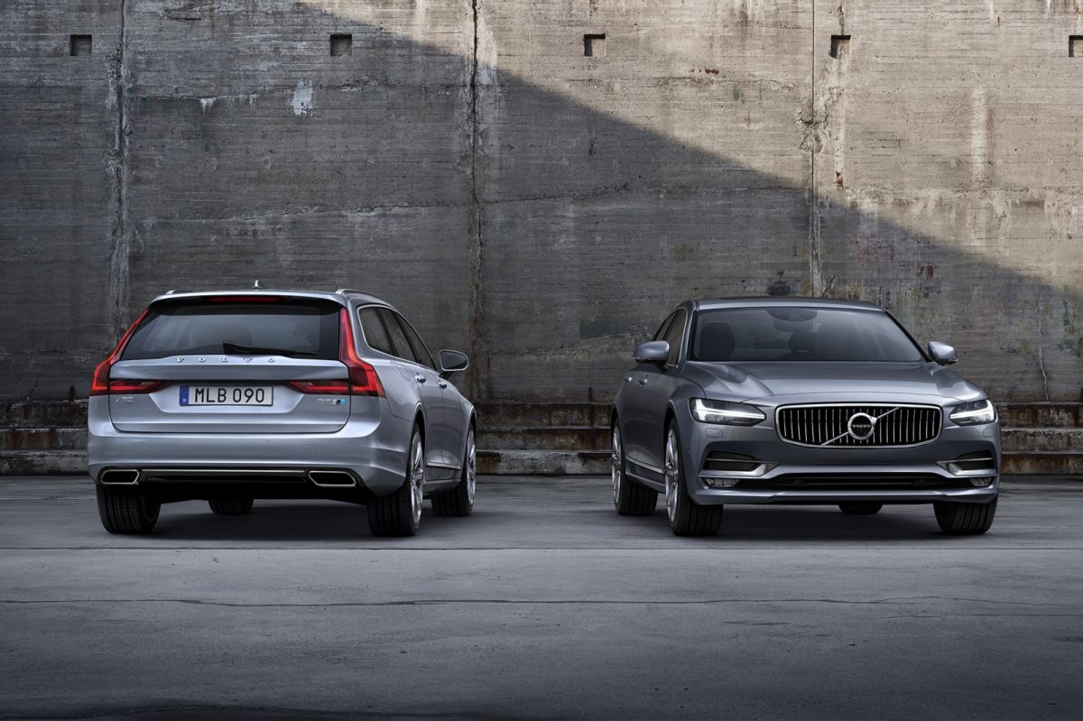 VOLVO S90