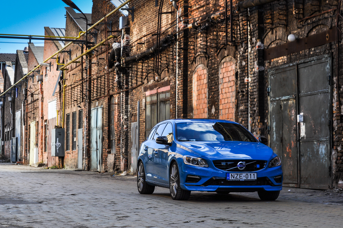 VOLVO V60