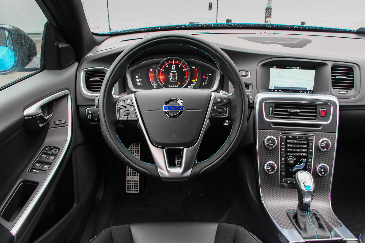 VOLVO V60