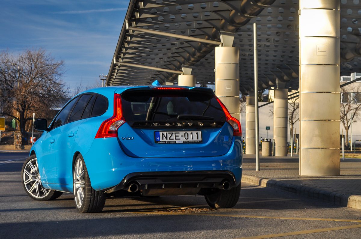 VOLVO V60