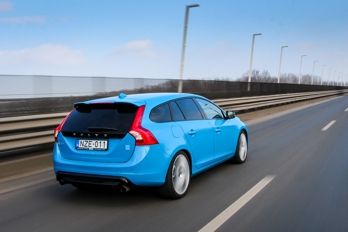 VOLVO V60