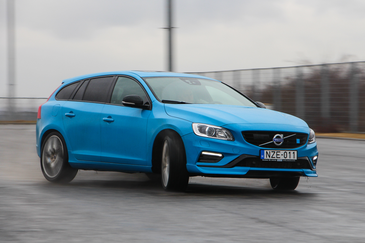 VOLVO V60