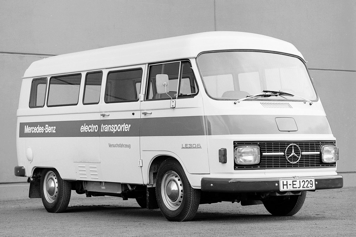 MERCEDES-BENZ