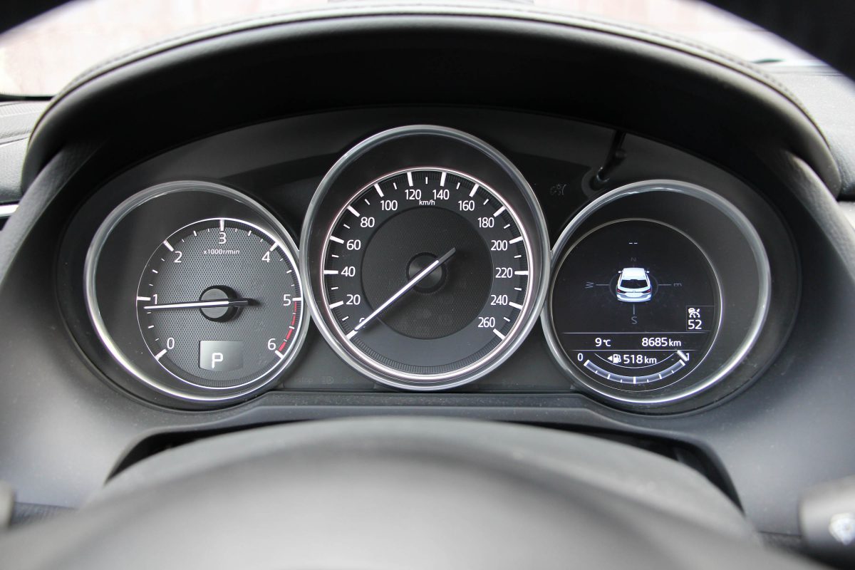 MAZDA 6
