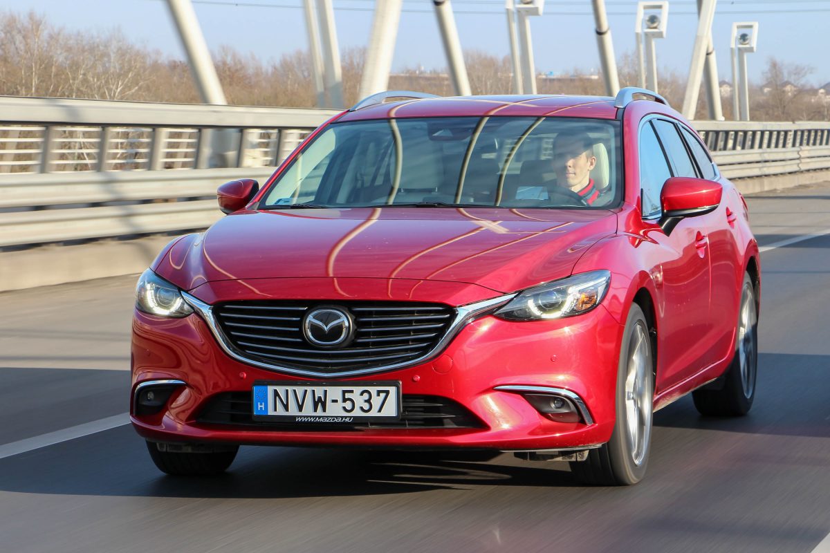 MAZDA 6