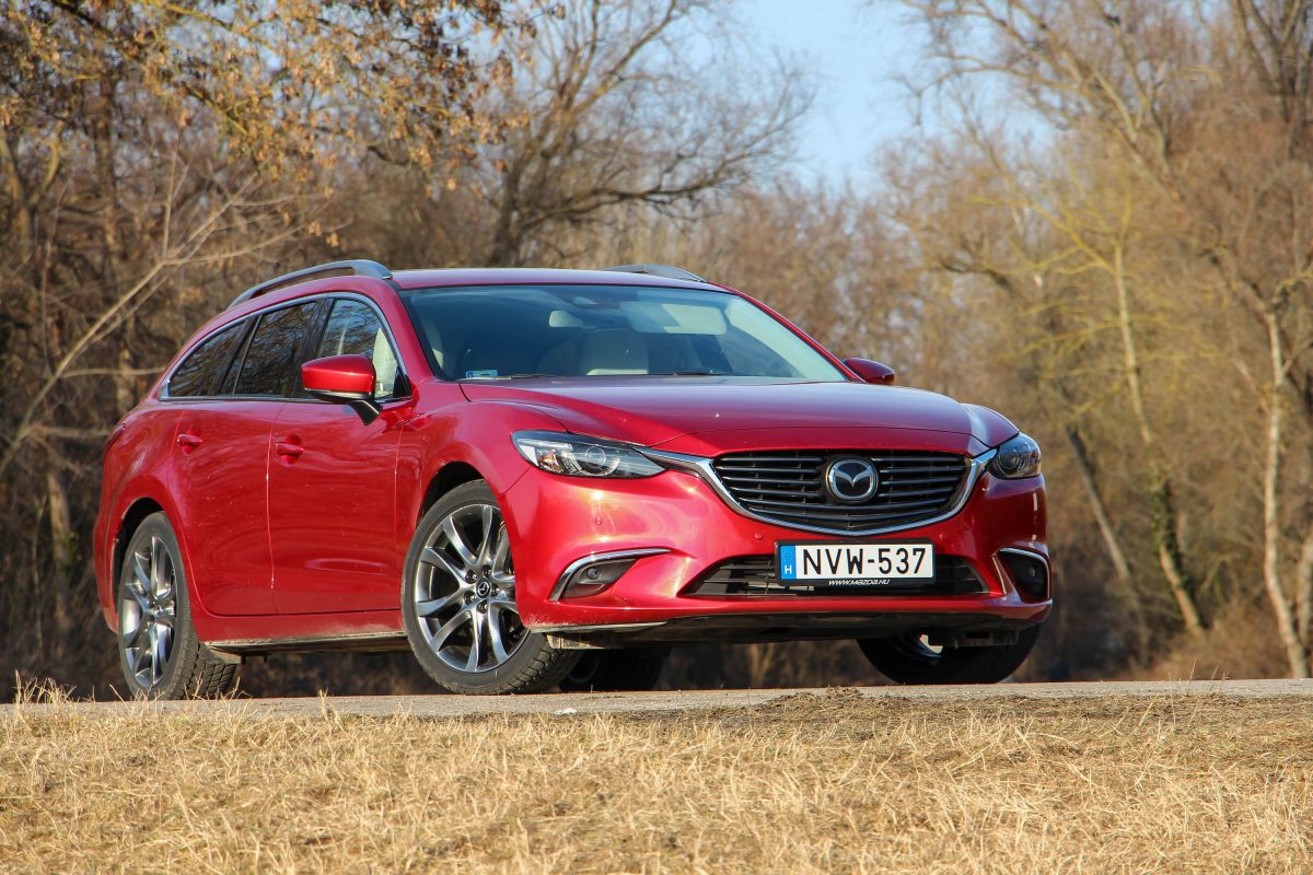 MAZDA 6