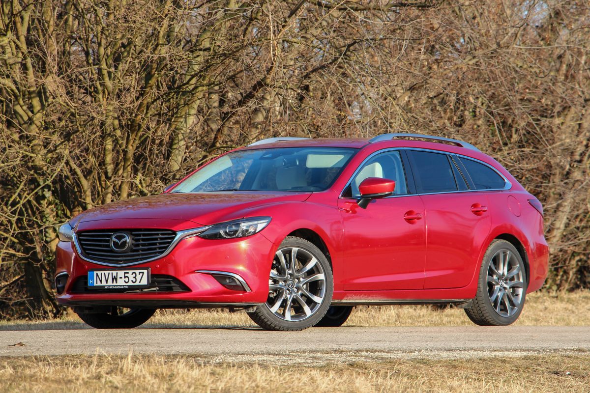 MAZDA 6