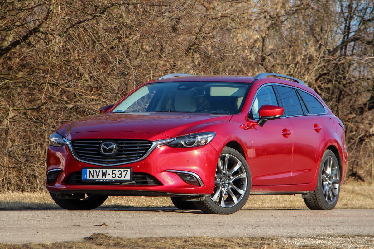 MAZDA 6