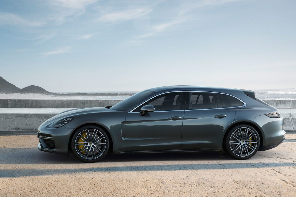 PORSCHE PANAMERA